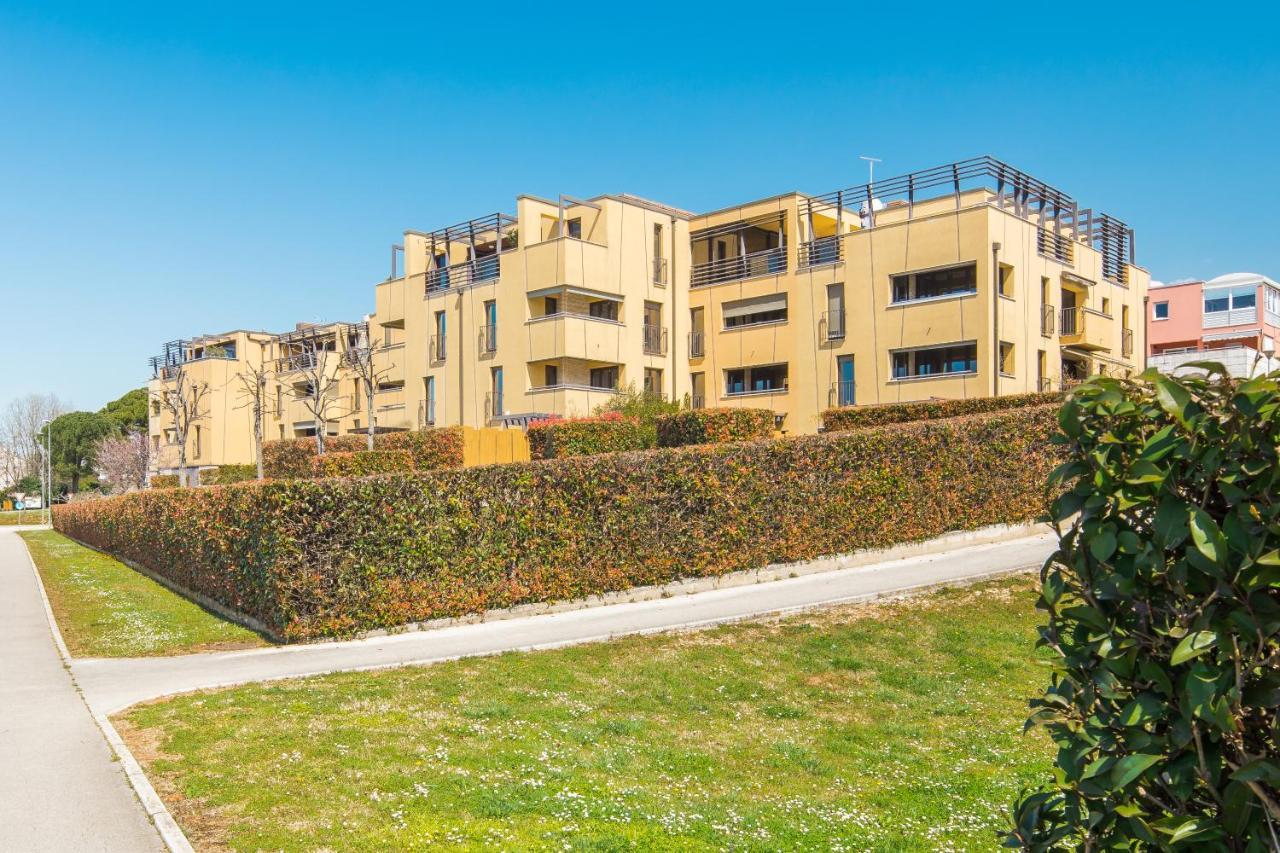 Apartment Residence Porec Exterior photo